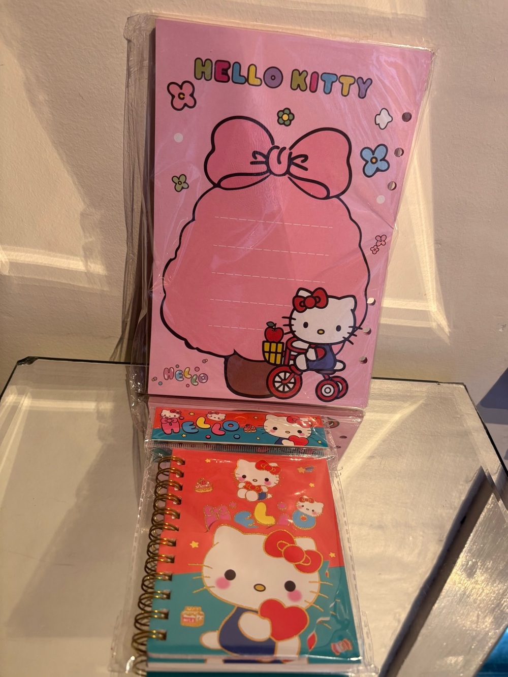 Hello Kitty Notepad with Notebook Set - Picture 3 of 3